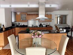 Canary Wharf Apartments