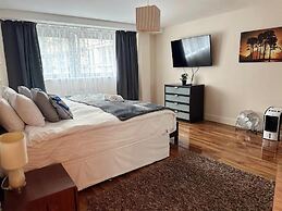 Canary Wharf Apartments