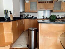 Canary Wharf Apartments