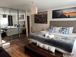 Canary Wharf Apartments