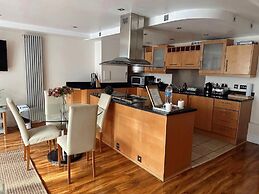 Canary Wharf Apartments