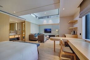 Boutech Wuri Village Hotel