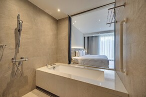Boutech Wuri Village Hotel