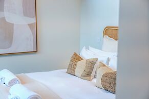 Waiata Beach House - Onetangi Beach