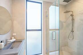 Waiata Beach House - Onetangi Beach