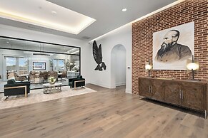 The Flying Fifty, a Luxury Boutique Hotel