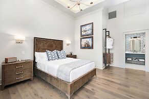 The Flying Fifty, a Luxury Boutique Hotel