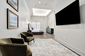 The Flying Fifty, a Luxury Boutique Hotel