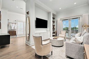 The Flying Fifty, a Luxury Boutique Hotel