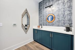 The Flying Fifty, a Luxury Boutique Hotel