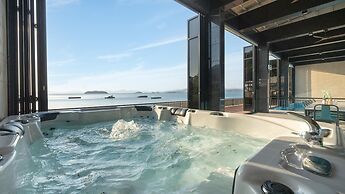 Yeosu Kinolkids Poolvilla