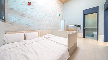 Yeosu Kinolkids Poolvilla