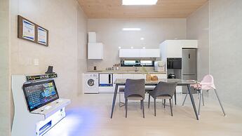 Yeosu Kinolkids Poolvilla