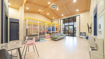 Yeosu Kinolkids Poolvilla