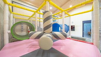 Yeosu Kinolkids Poolvilla