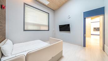 Yeosu Kinolkids Poolvilla