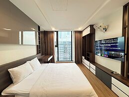 Royal Condotel in Vinhomes Metropolis