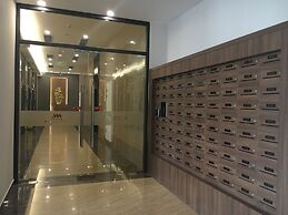 Royal Condotel in Vinhomes Metropolis