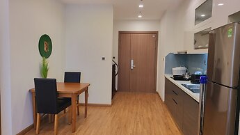 Royal Condotel in Vinhomes Metropolis