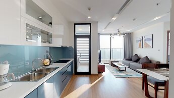 Royal Condotel in Vinhomes Metropolis