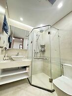 Royal Condotel in Vinhomes Metropolis