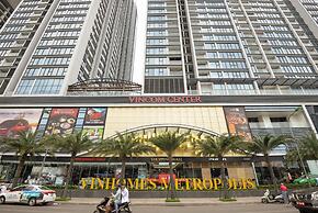 Royal Condotel in Vinhomes Metropolis