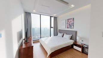 Royal Condotel in Vinhomes Metropolis