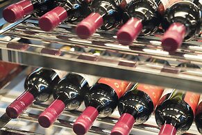 Intercontinental Xiangyang by IHG