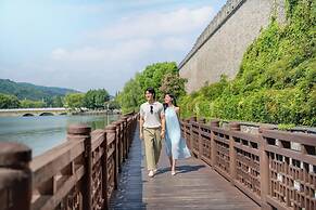 Intercontinental Xiangyang by IHG