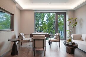 Intercontinental Xiangyang by IHG