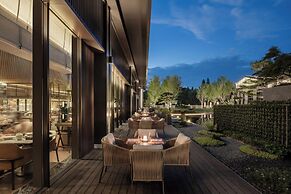 Intercontinental Xiangyang by IHG