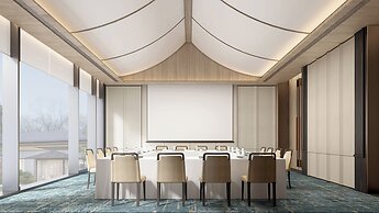 Intercontinental Xiangyang by IHG