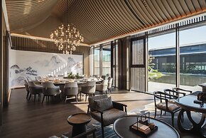 Intercontinental Xiangyang by IHG