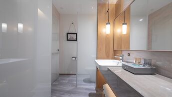 Holiday Inn Ningbo Xianshan Damu Bay by IHG