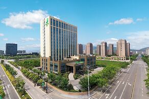 Holiday Inn Ningbo Xianshan Damu Bay by IHG
