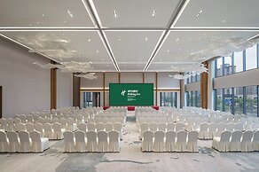 Holiday Inn Ningbo Xianshan Damu Bay by IHG