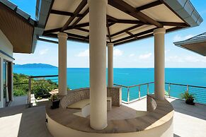 Villa Azure with Infinity Pool