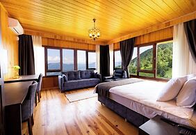 Avulot Mountain Resort Hotel