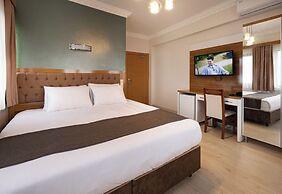 Avulot Mountain Resort Hotel