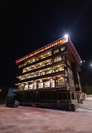 Avulot Mountain Resort Hotel