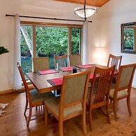 Boardman Monarch Upscale River Lodge HOT Tub!