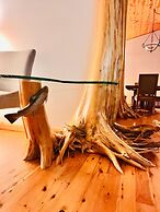 Boardman Monarch Upscale River Lodge HOT Tub!