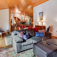 Boardman Monarch Upscale River Lodge HOT Tub!