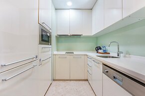 Side Apartment