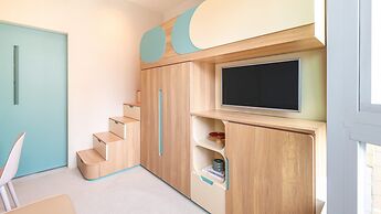 Weave Studios - Sai Ying Pun