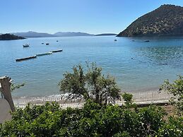 Tolo Beach House with Breathtaking View