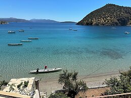 Tolo Beach House with Breathtaking View