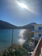 Tolo Beach House with Breathtaking View