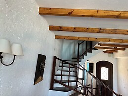 Tolo Beach House with Breathtaking View