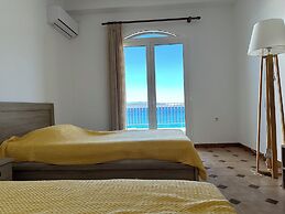 Tolo Beach House with Breathtaking View